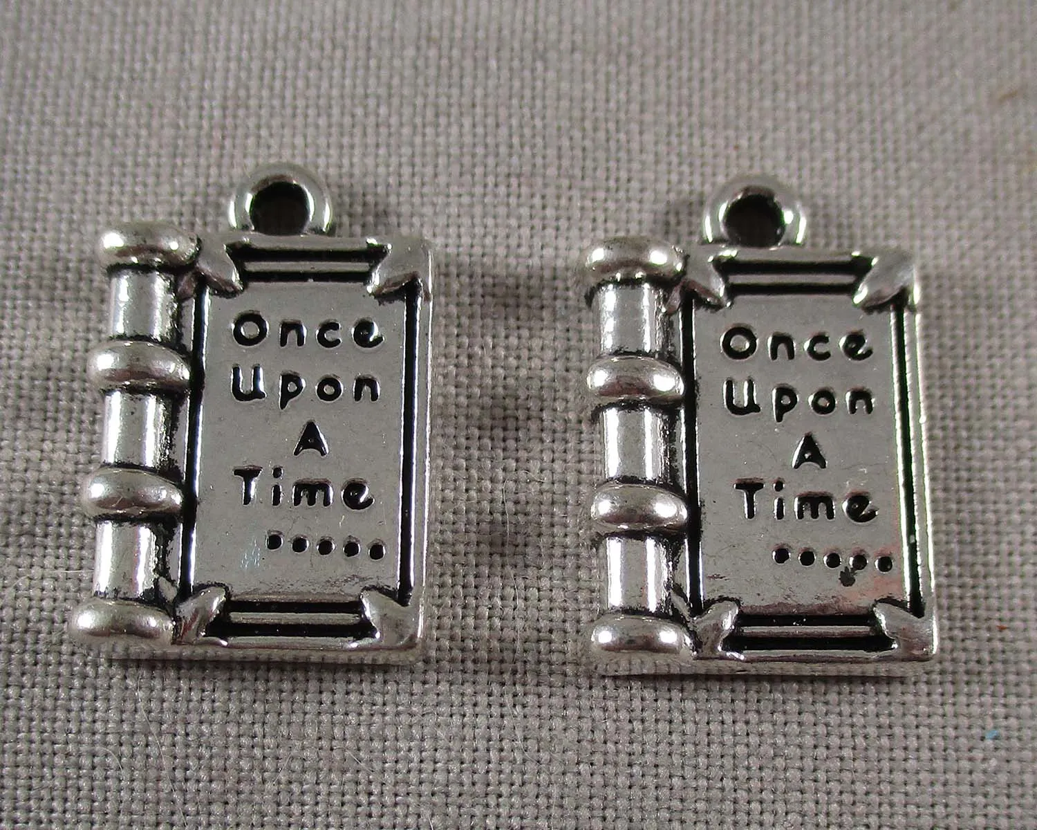 60% OFF!! Book Charms Silver Tone 12pcs (0321)