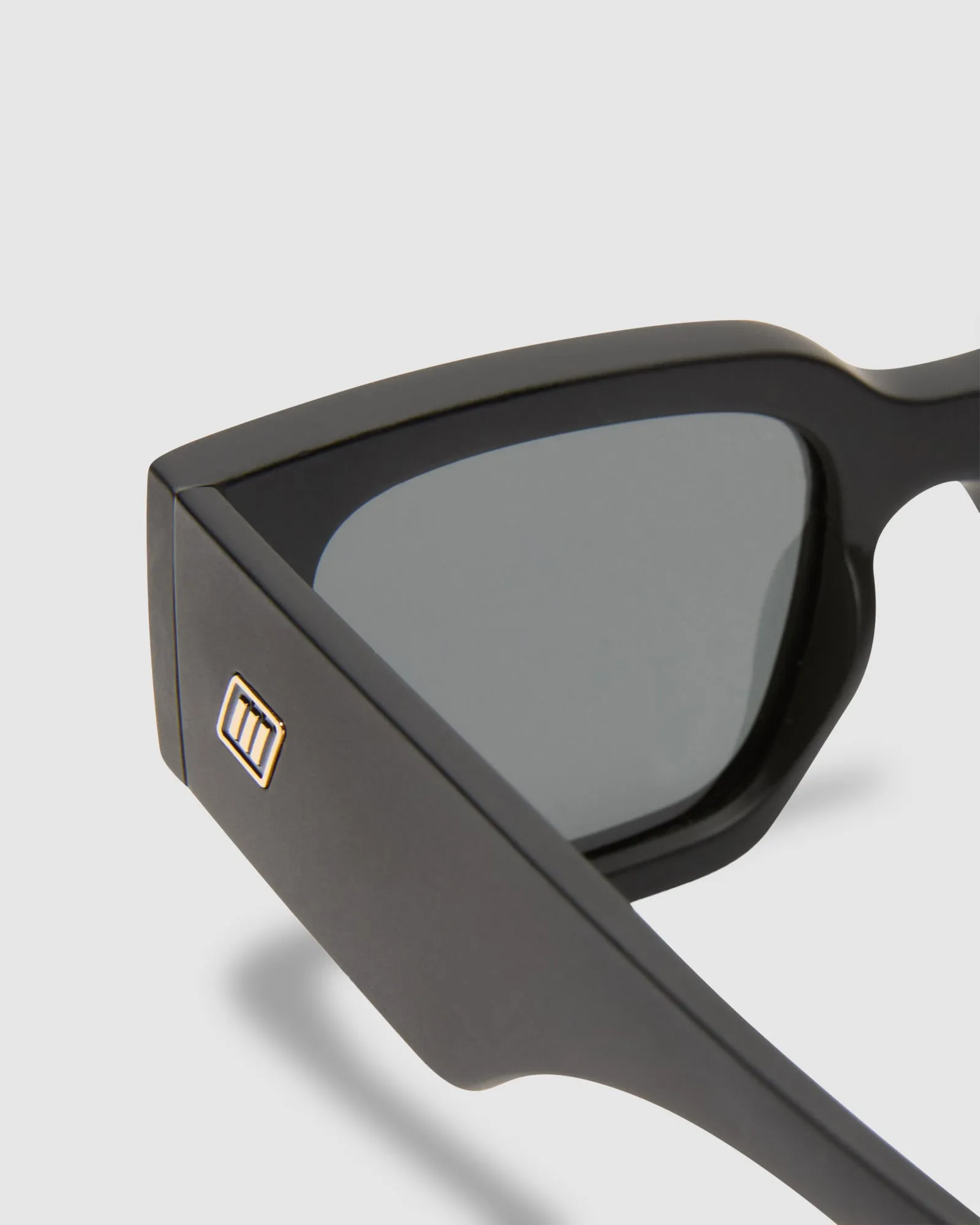 ATLANTIS MATTE BLACK SUNGLASSES