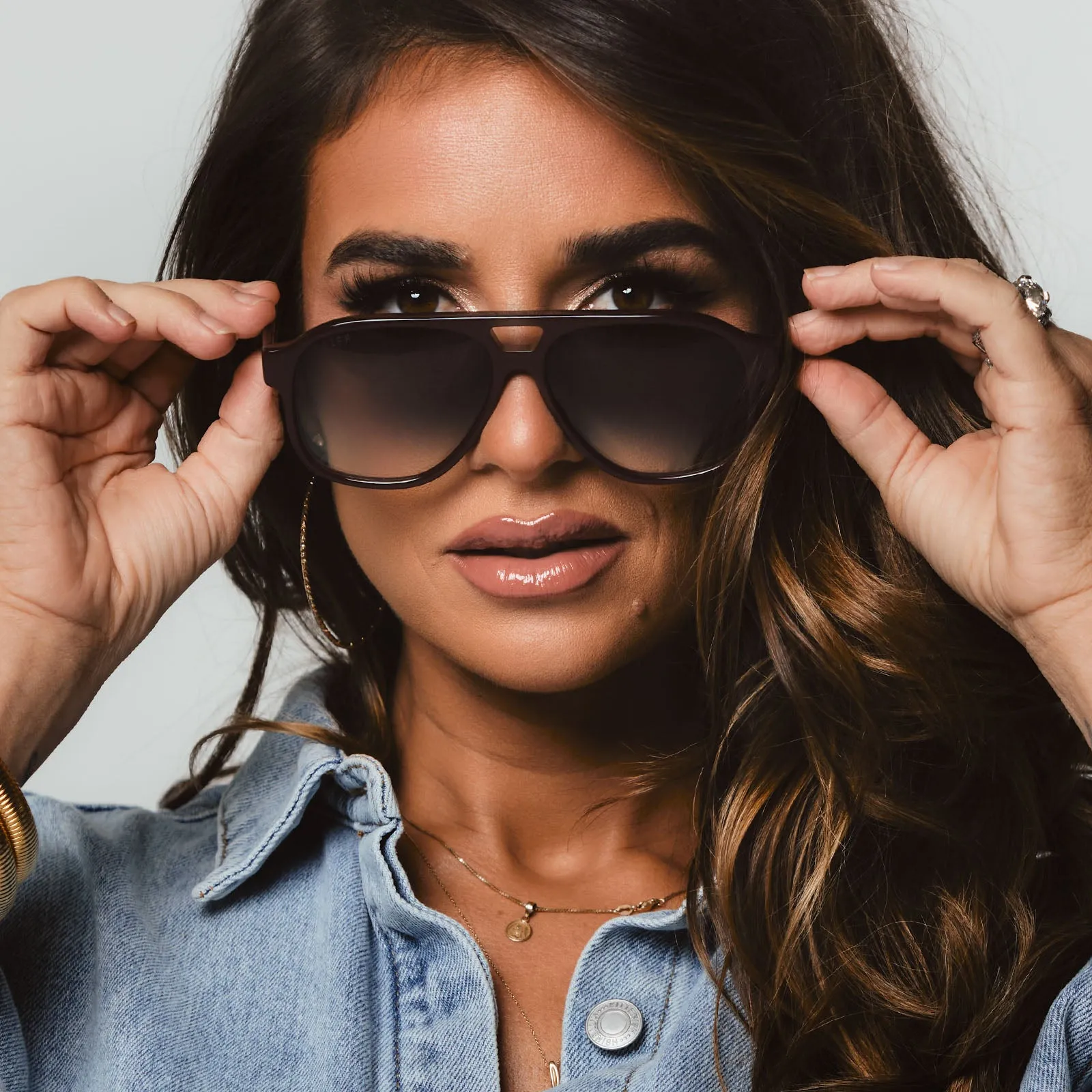 JESSIE JAMES DECKER - NASH   BURGUNDY   GREY GRADIENT SUNGLASSES