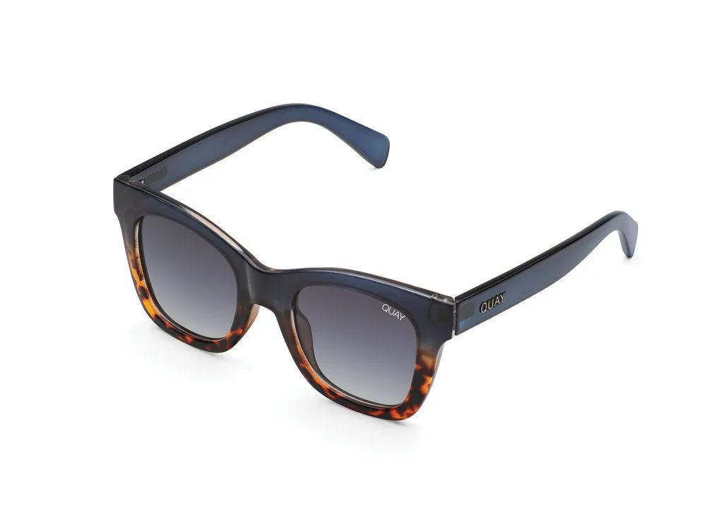 QUAY - After Hours Sunglasses in Navy Tort/Smoke Lens