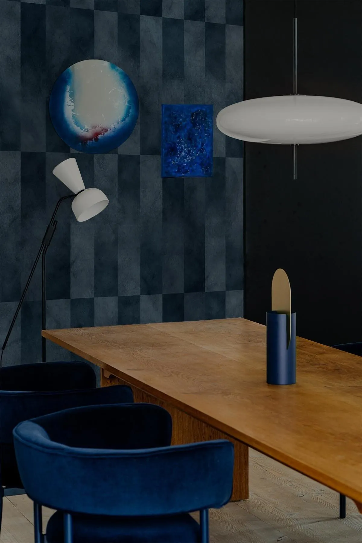 Structure Gradient Dark Blue